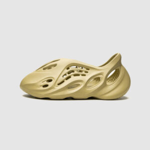 Yeezy Foam RNNR Sulfur